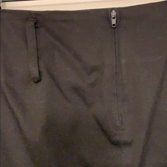 Fitted Super Cute Black Skirt - Picture 5 of 5